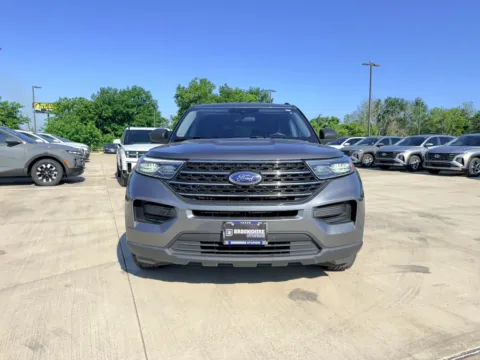Photos of 2024 Ford Explorer XLT for sale in Irving, TX at Dallas Direct Auto