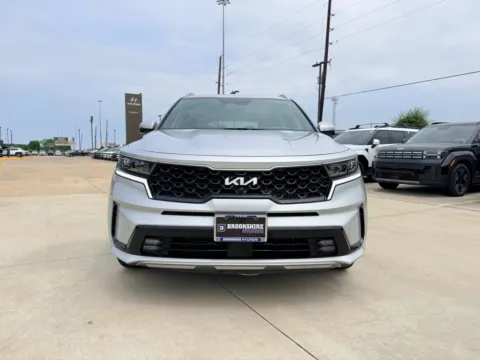 Photos of 2023 Kia Sorento Hybrid SX Prestige for sale in Irving, TX at Dallas Direct Auto
