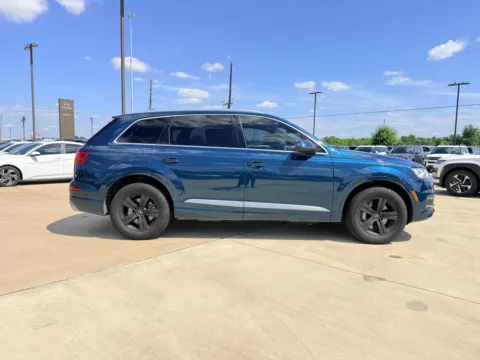 More photos of 2018 Audi Q7 Premium Plus at Dallas Direct Auto, TX