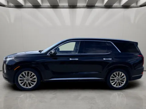 Photos of 2020 Hyundai Palisade Limited for sale in Irving, TX at Dallas Direct Auto