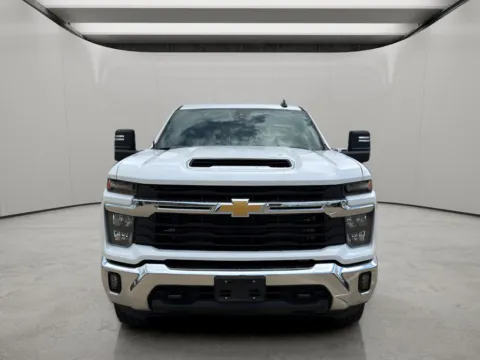 Photos of 2025 Chevrolet Silverado LT for sale in Irving, TX at Dallas Direct Auto