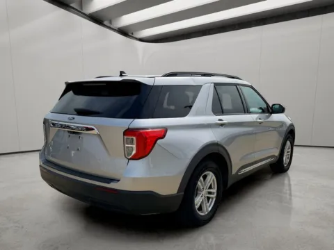 More photos of 2021 Ford Explorer XLT at Dallas Direct Auto, TX