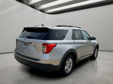 More photos of 2021 Ford Explorer XLT at Dallas Direct Auto, TX
