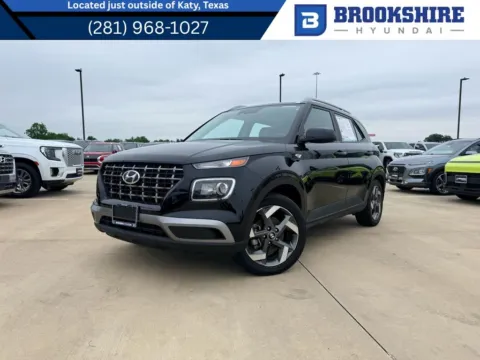 Black 2023 Hyundai Venue SEL for sale in Irving, TX