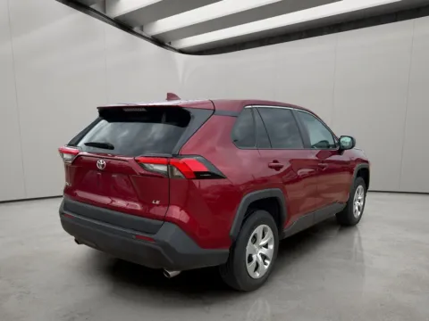 More photos of 2022 Toyota RAV4 LE at Dallas Direct Auto, TX