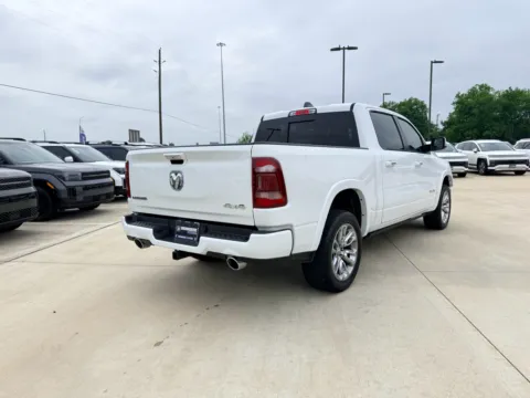 More photos of 2021 Ram 1500 Laramie at Dallas Direct Auto, TX