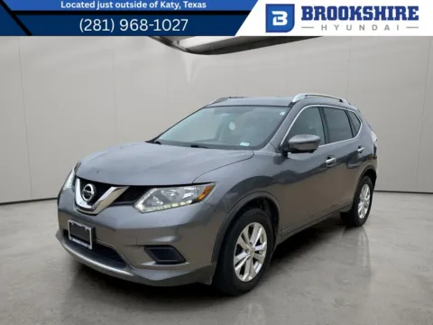 Gray 2016 Nissan Rogue SV for sale in Irving, TX