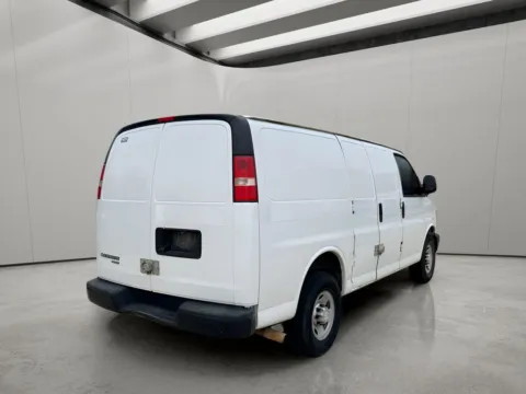 More photos of 2016 Chevrolet Express Work Van at Dallas Direct Auto, TX