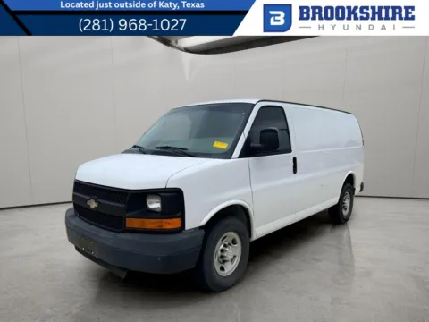 White 2016 Chevrolet Express Work Van for sale in Irving, TX
