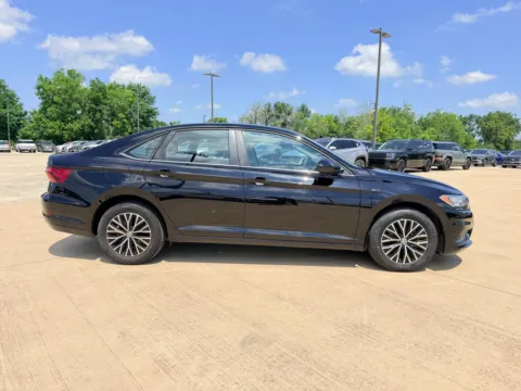 More photos of 2021 Volkswagen Jetta S at Dallas Direct Auto, TX