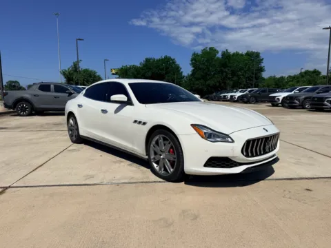 Another view of 2018 Maserati Quattroporte S Q4 for sale in Irving, TX at Dallas Direct Auto