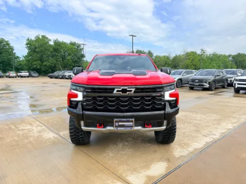 Photos of 2022 Chevrolet Silverado ZR2 for sale in Irving, TX at Dallas Direct Auto