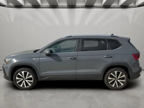 Photos of 2023 Volkswagen Taos SE for sale in Irving, TX at Dallas Direct Auto