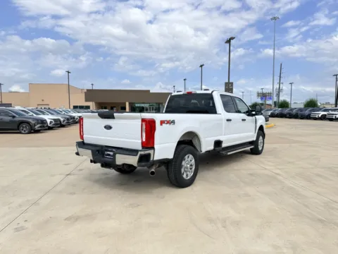 More photos of 2023 Ford F-250 XLT at Dallas Direct Auto, TX