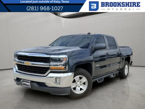 Gray 2018 Chevrolet Silverado LT for sale in Irving, TX