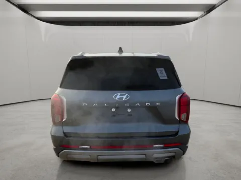 More photos of 2023 Hyundai Palisade Limited at Dallas Direct Auto, TX