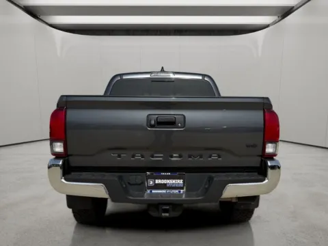 More photos of 2022 Toyota Tacoma SR5 at Dallas Direct Auto, TX