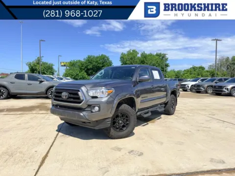 Gray 2022 Toyota Tacoma SR5 for sale in Irving, TX