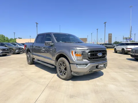Another view of 2022 Ford F-150 XLT for sale in Irving, TX at Dallas Direct Auto