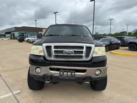 Photos of 2006 Ford F-150 XLT for sale in Irving, TX at Dallas Direct Auto