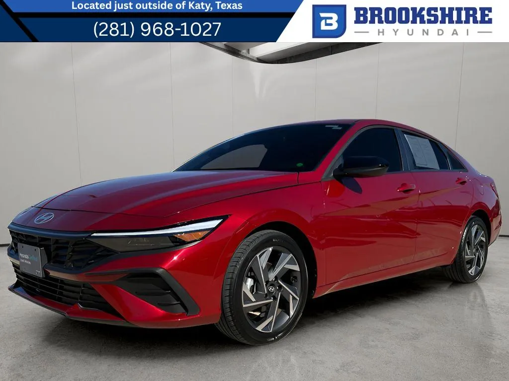 Red 2025 Hyundai Elantra SEL Sport for sale in Irving, TX