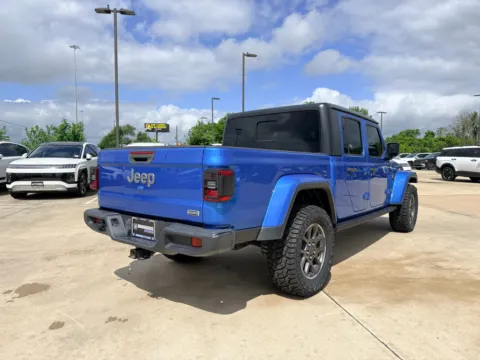 More photos of 2020 Jeep Gladiator Overland at Dallas Direct Auto, TX