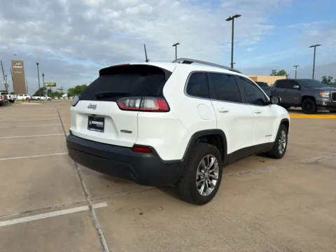 More photos of 2020 Jeep Cherokee Latitude Plus at Dallas Direct Auto, TX