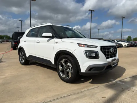 Photos of 2023 Hyundai Venue SEL for sale in Irving, TX at Dallas Direct Auto