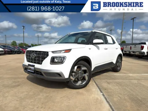 White 2023 Hyundai Venue SEL for sale in Irving, TX