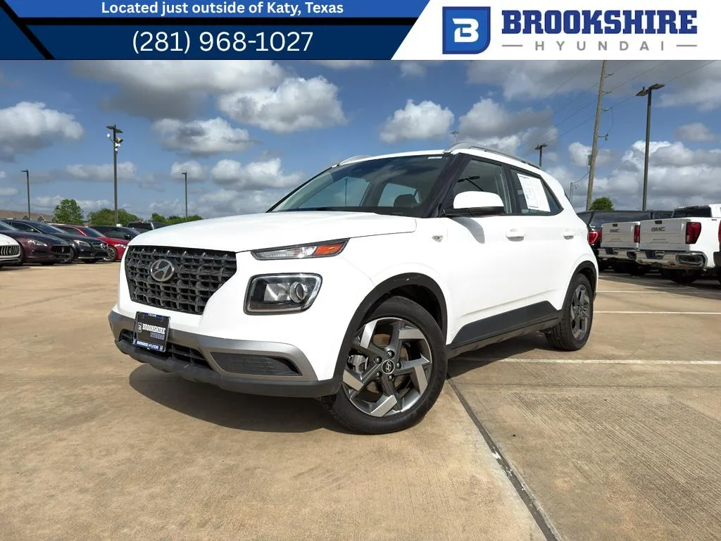 White 2023 Hyundai Venue SEL for sale in Irving, TX