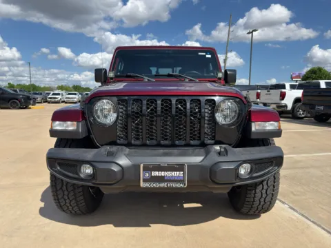 Photos of 2022 Jeep Gladiator Willys for sale in Irving, TX at Dallas Direct Auto