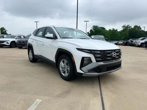 Another view of 2025 Hyundai Tucson SE for sale in Irving, TX at Dallas Direct Auto