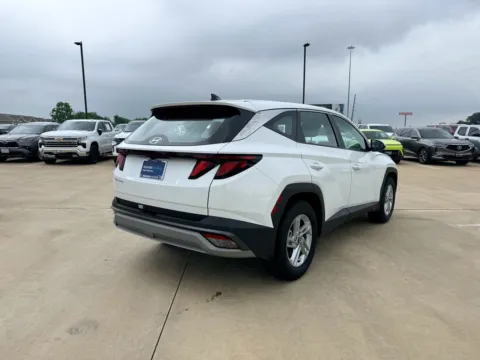 More photos of 2025 Hyundai Tucson SE at Dallas Direct Auto, TX
