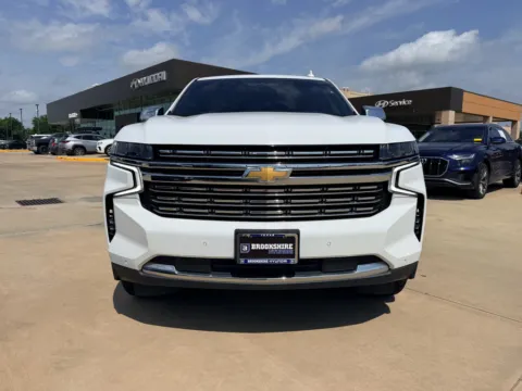 Another view of 2022 Chevrolet Suburban Premier for sale in Irving, TX at Dallas Direct Auto