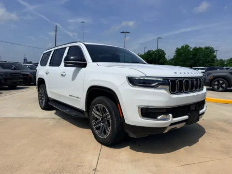 More photos of 2024 Jeep Wagoneer Series II at Dallas Direct Auto, TX