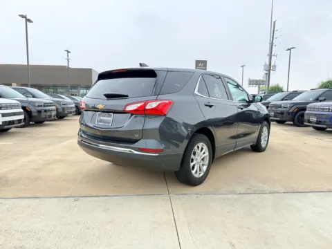 More photos of 2021 Chevrolet Equinox LT at Dallas Direct Auto, TX
