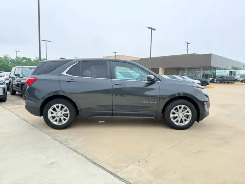 More photos of 2021 Chevrolet Equinox LT at Dallas Direct Auto, TX