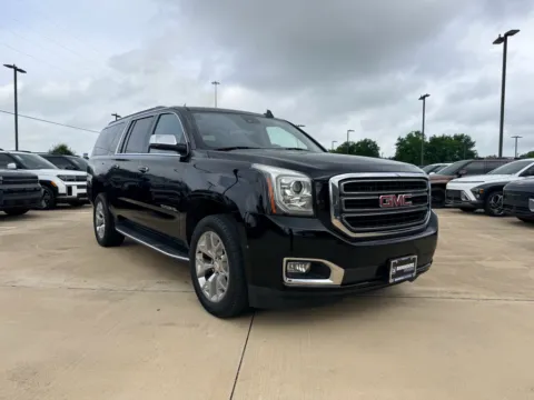 Another view of 2018 GMC Yukon XL SLT for sale in Irving, TX at Dallas Direct Auto