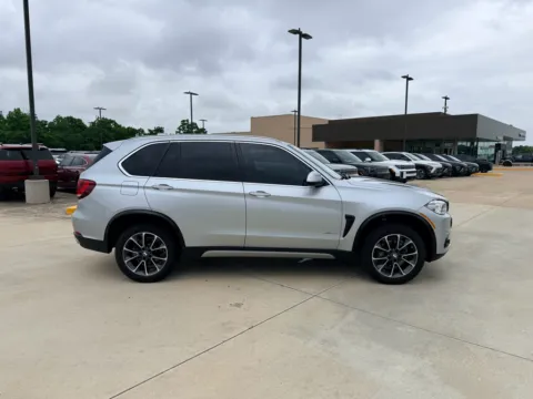 More photos of 2018 BMW X5 sDrive35i at Dallas Direct Auto, TX