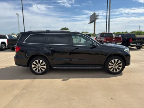 More photos of 2018 Mercedes-Benz GLS 450 4MATIC at Dallas Direct Auto, TX
