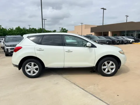 More photos of 2010 Nissan Murano S at Dallas Direct Auto, TX