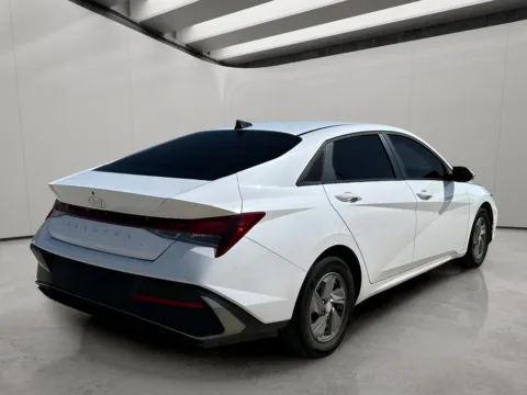 More photos of 2025 Hyundai Elantra SE at Dallas Direct Auto, TX