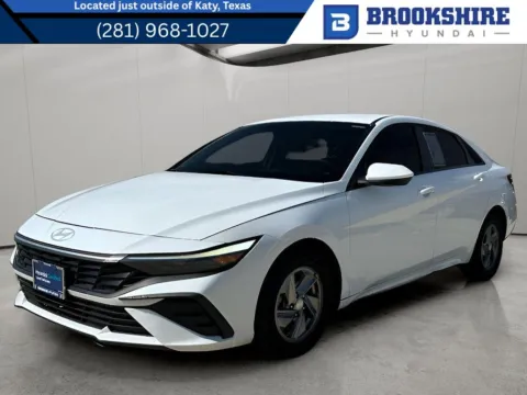 White 2025 Hyundai Elantra SE for sale in Irving, TX