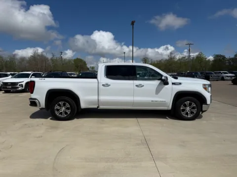 More photos of 2021 GMC Sierra SLT at Dallas Direct Auto, TX