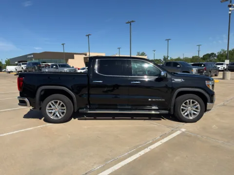 More photos of 2020 GMC Sierra SLT Texas Edition at Dallas Direct Auto, TX