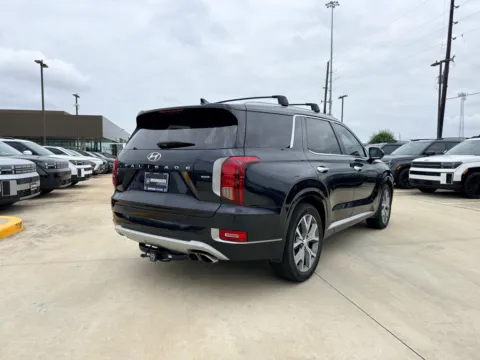 More photos of 2021 Hyundai Palisade Limited at Dallas Direct Auto, TX