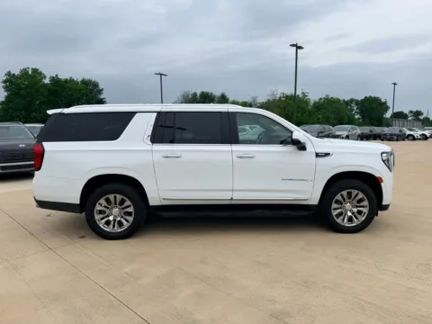 More photos of 2021 GMC Yukon XL Denali at Dallas Direct Auto, TX