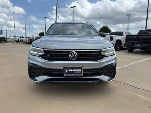 Photos of 2022 Volkswagen Tiguan SE R-Line Black for sale in Irving, TX at Dallas Direct Auto