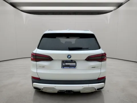 More photos of 2022 BMW X5 xDrive45e at Dallas Direct Auto, TX
