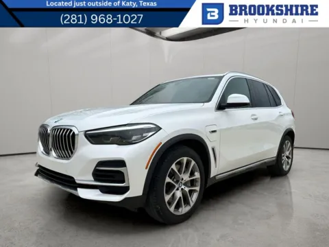 White 2022 BMW X5 xDrive45e for sale in Irving, TX
